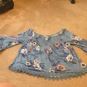 Bell sleeve blouse